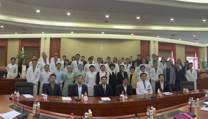 mg4355与大连大学附属中山医院举办医工交叉项目接洽会
