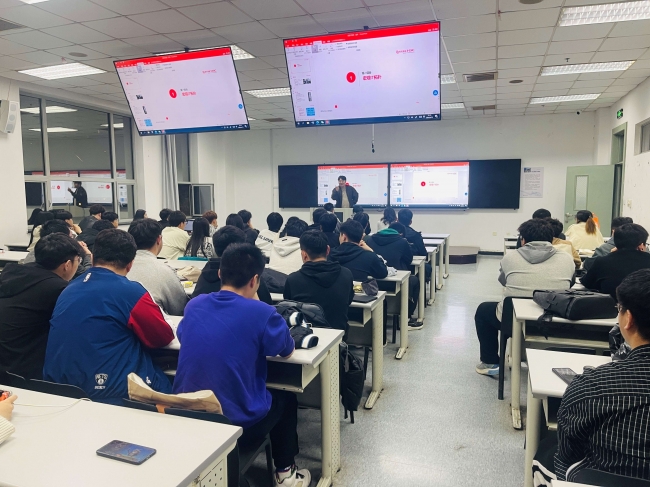 智能与通信工程系开展校友就业经验分享会