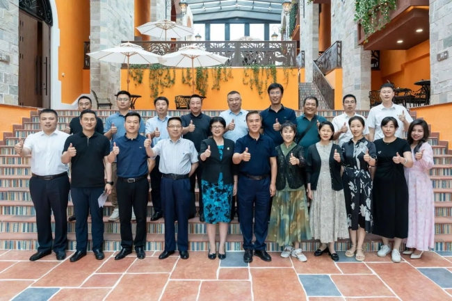 大连市高等学校联合会理事会及会员院校领导一行到mg4355参观调研